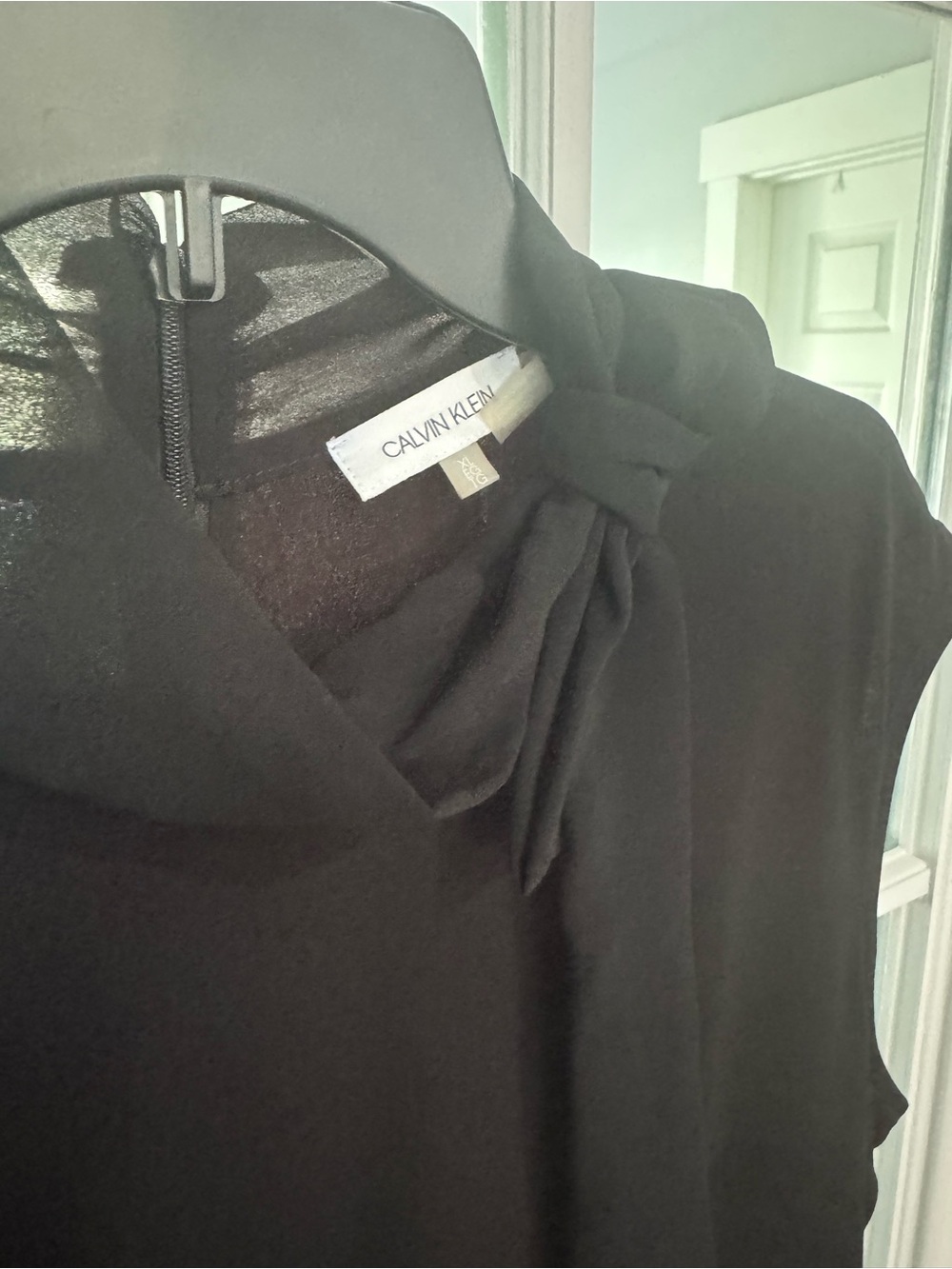 Calvin Klein Black Sleeveless Tie-Detail Blouse